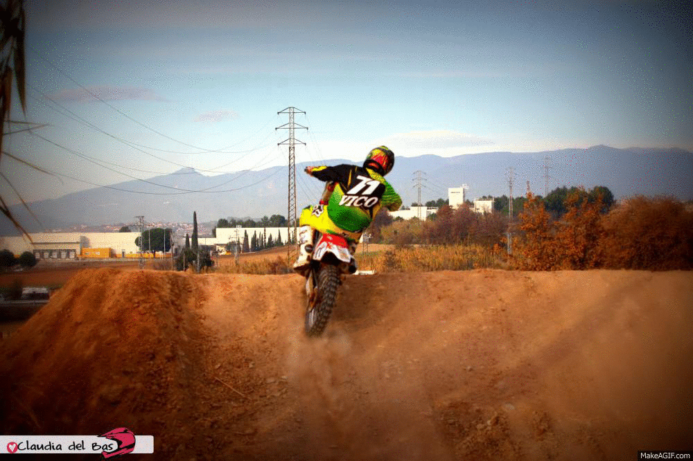 Claudia del Bas Blog Crear una animación Gif Motocross y Freestyle