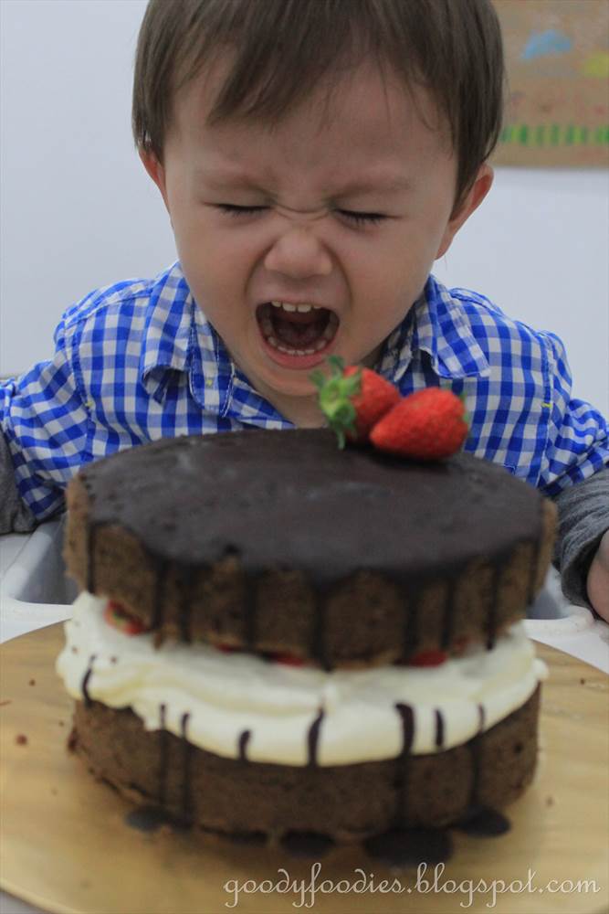 GoodyFoodies: Happy Mother s Day + Recipe: Chocolate cake ...