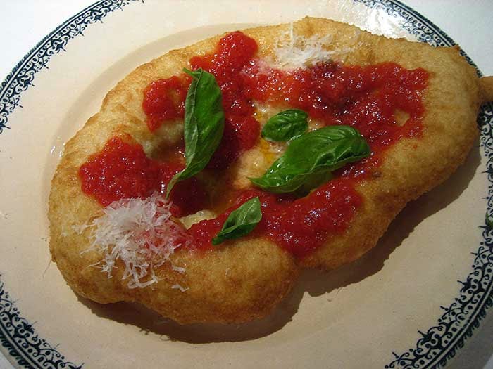 AAA ACCADEMIA AFFAMATI AFFANNATI Pizze fritte, pizzelle, montanarine