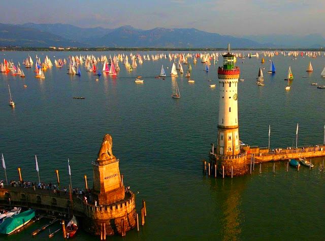 Rundfahrt Am Abend Auf Dem Bodensee