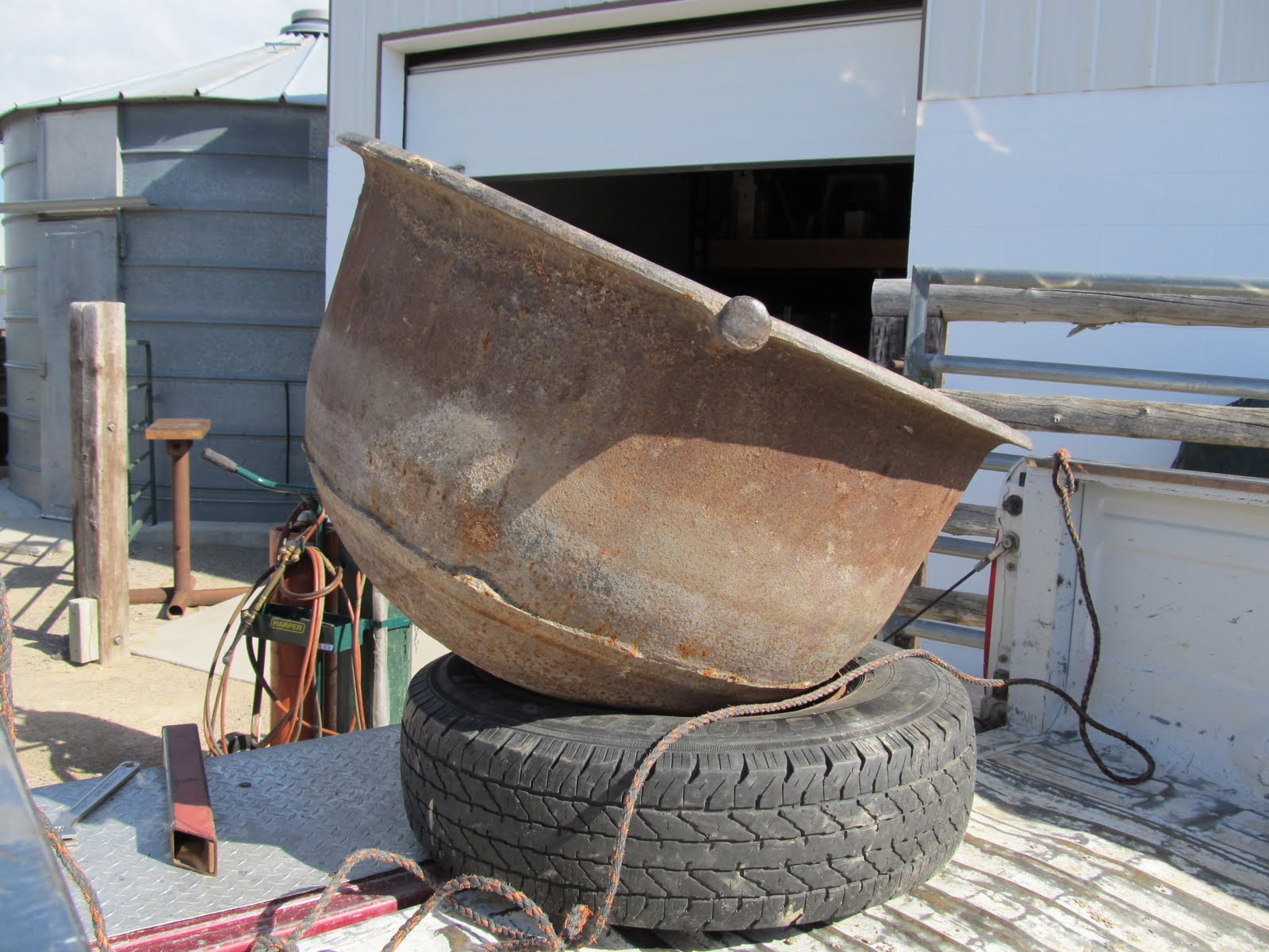 Young Librarian + Old Cowboy The world's largest Dutch oven