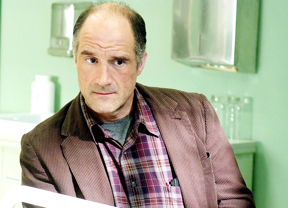 Elias Koteas Photos | Tv Series Posters and Cast