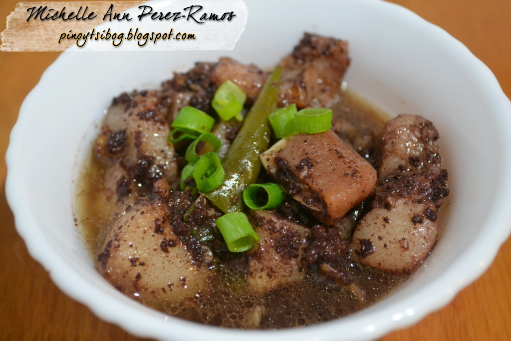 Pinoy Tsibog Dinuguan (Blood Stew)