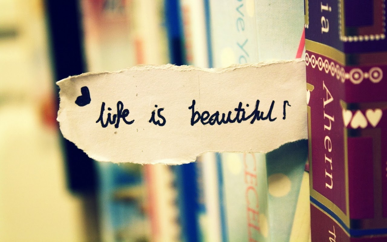 LiFe iS BeaUtiful ..BuT iT taKes a LifEtIme tO ReAliZe iT