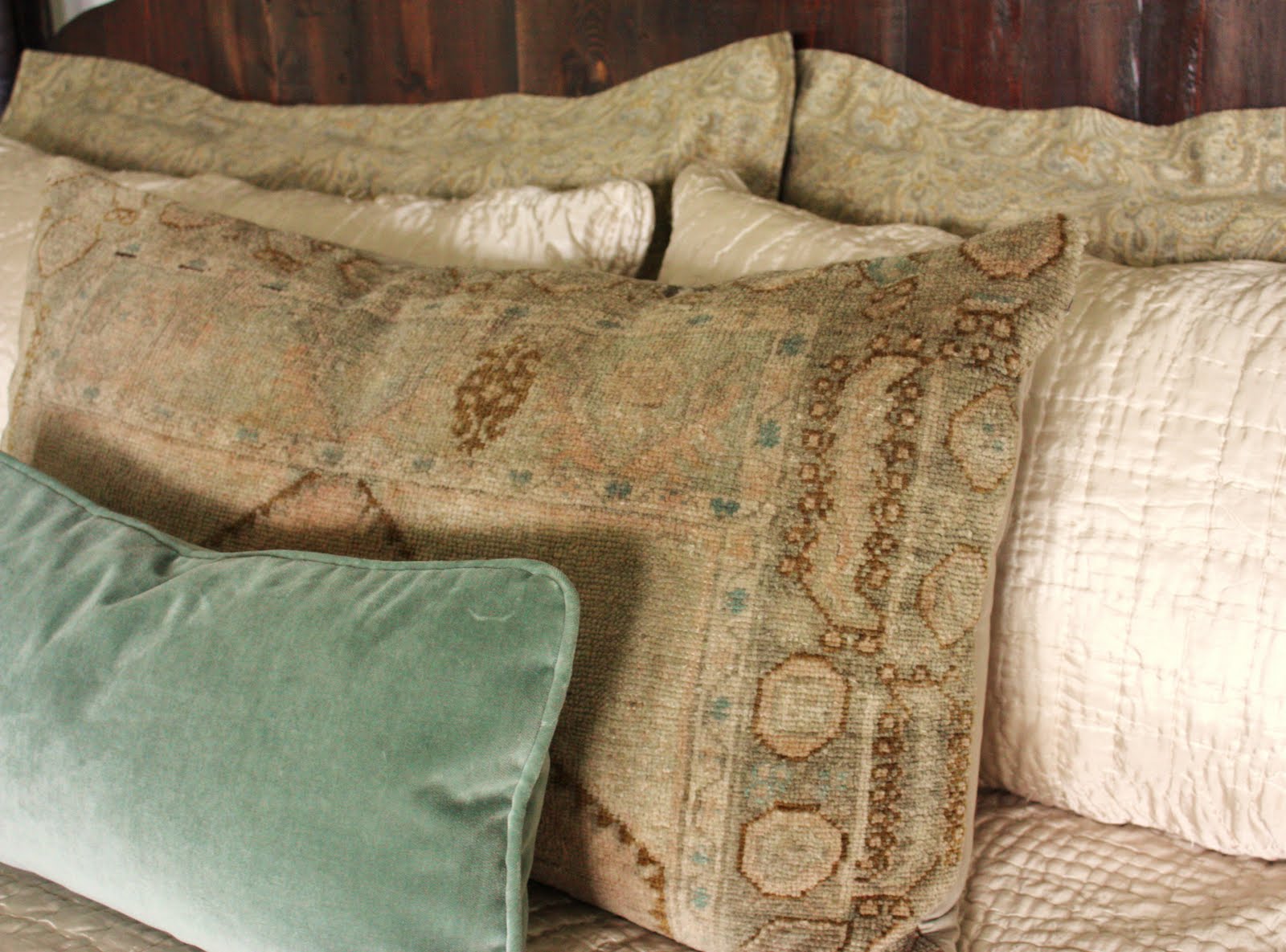 classic • casual • home for the love of a house • Pillow Addict Guest