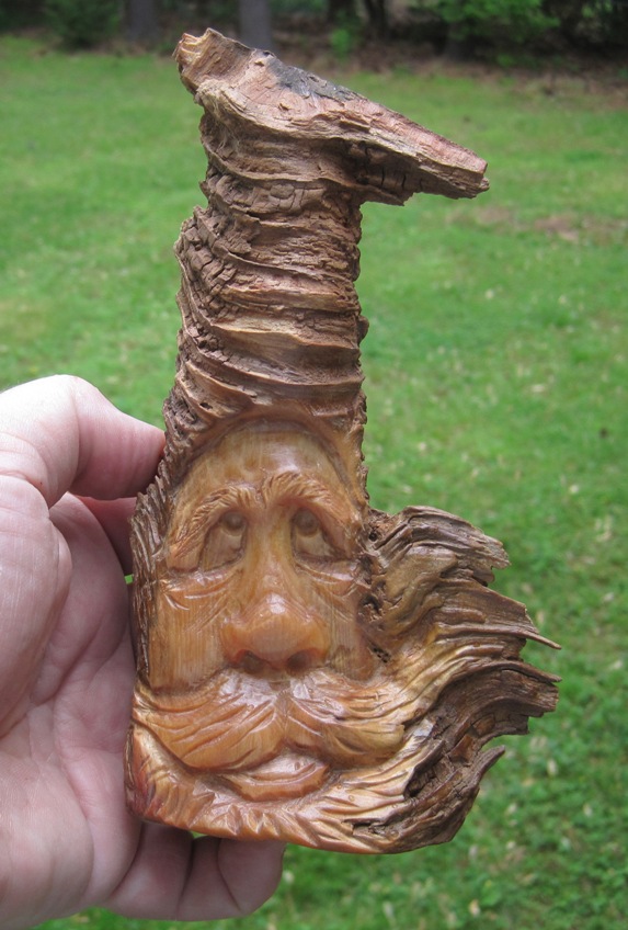 Cartoons 2 Carvings pine knot carving