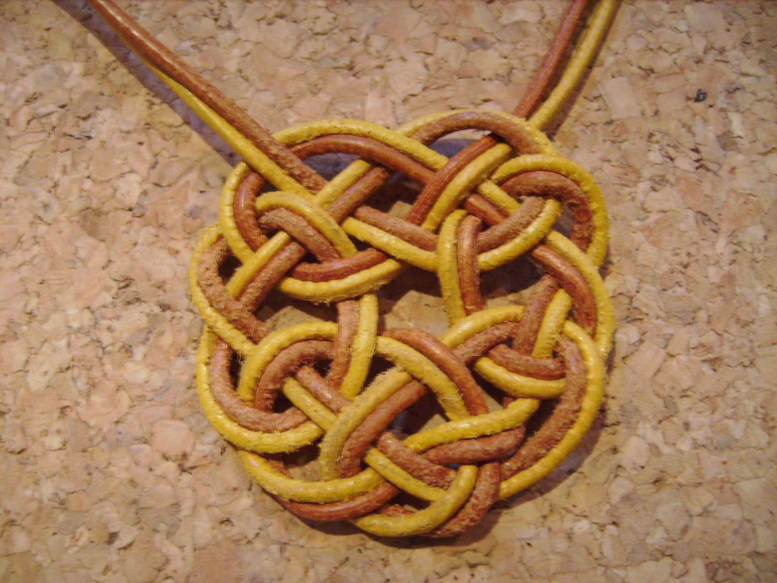 Lise im Wollwahn: Schmuckset "keltische Knoten"