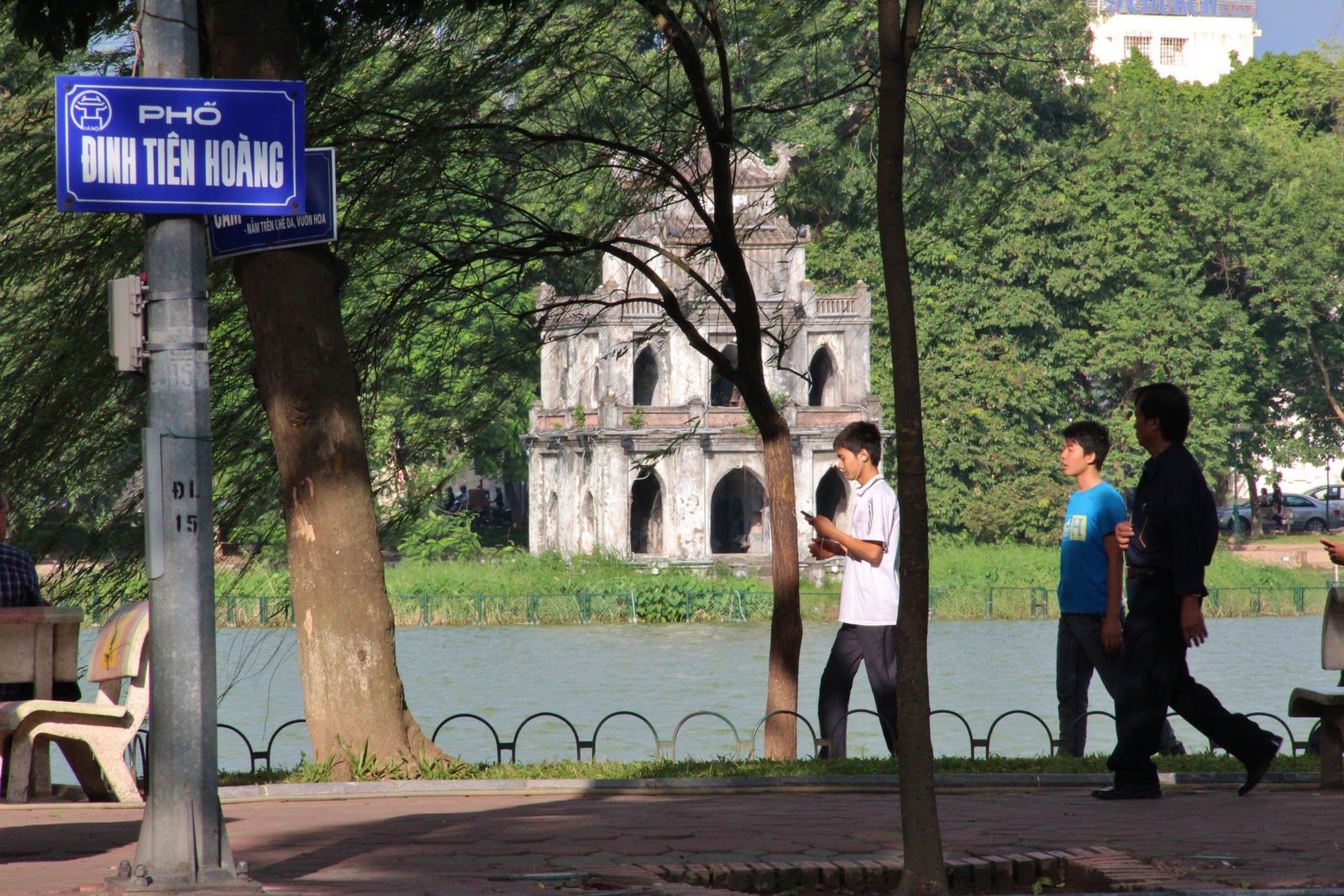 Holiday in Cambodia: Hanoi (english)