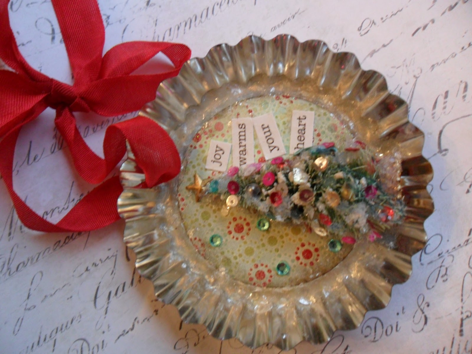The Tin Tiara Altered Tart Tin Ornament from the Studio Stash