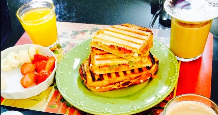 Grilled Breakfast Sandwich With Turkey Ham And Egg