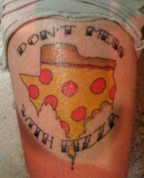 tatuaje de una pizza