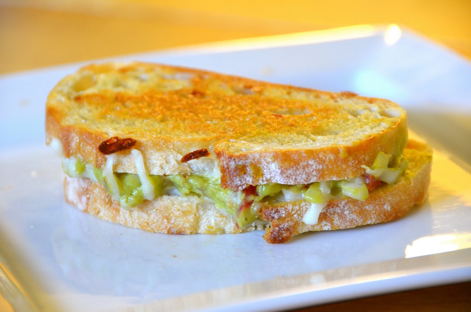 Naturalie Allie Guacamole Sandwich