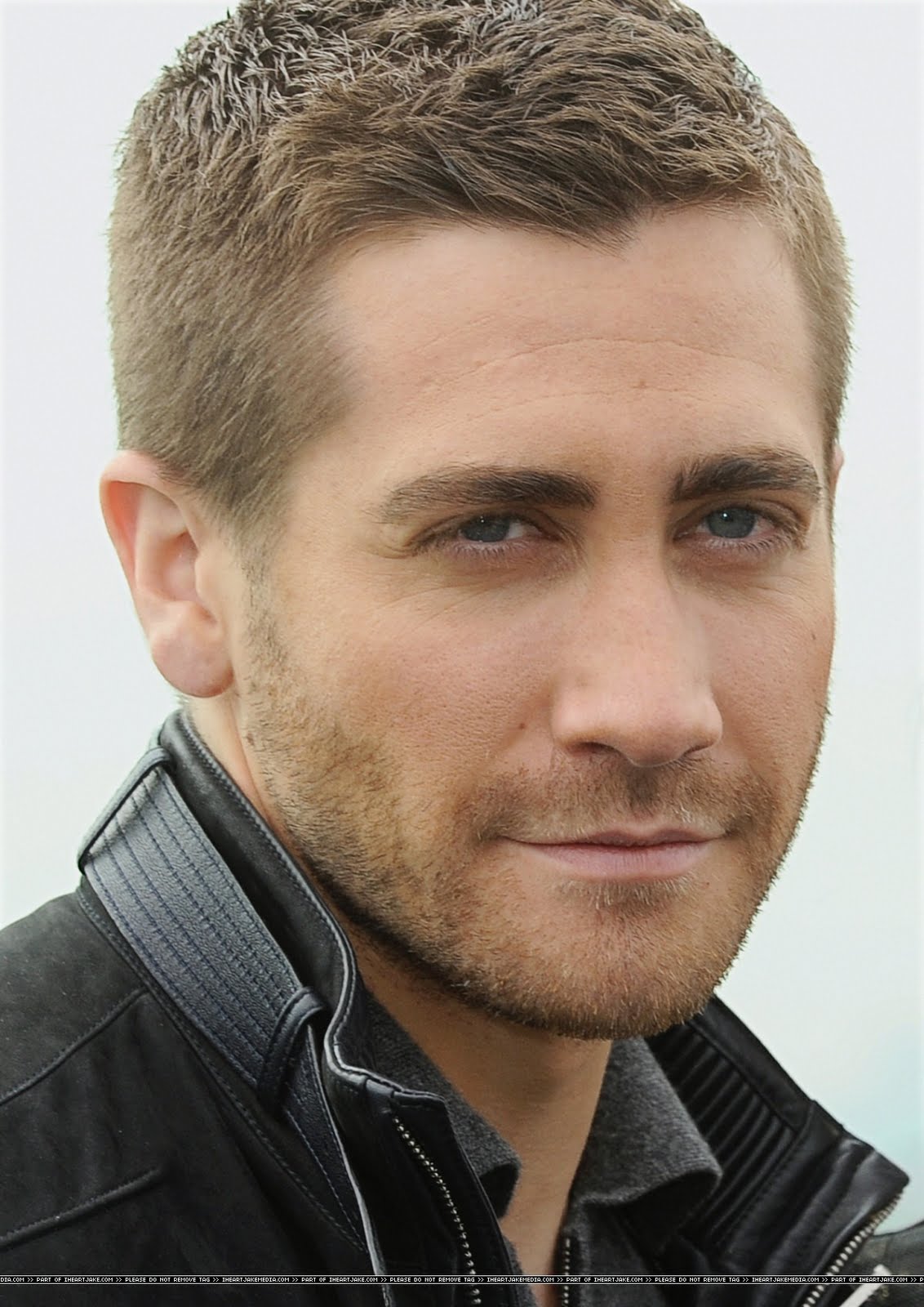 http://1.bp.blogspot.com/-dYFGst7Vvtk/Tv6ZVqJSB_I/AAAAAAAAL5k/zbSsmA3uXXY/s1600/Foto-Foto-Jake-Gyllenhaal-39.jpg