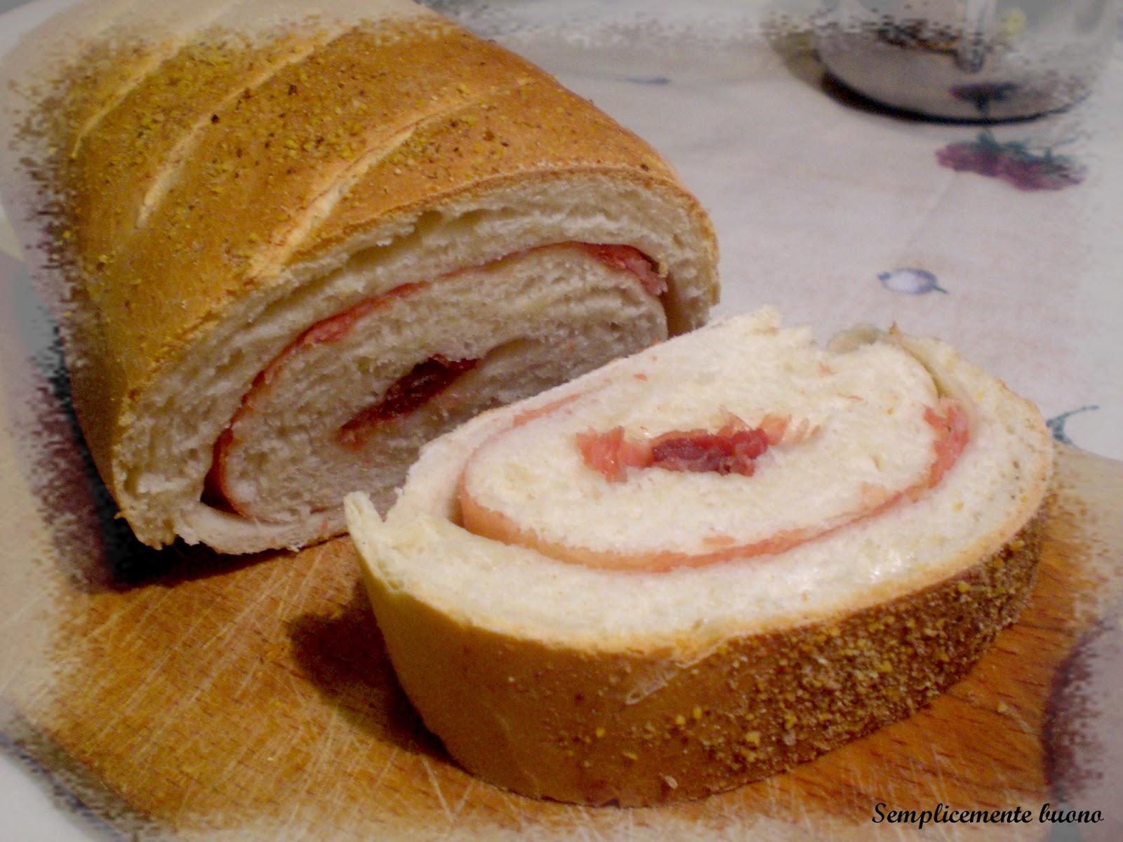 PANE FARCITO CON PROSCIUTTO E PARMIGIANO