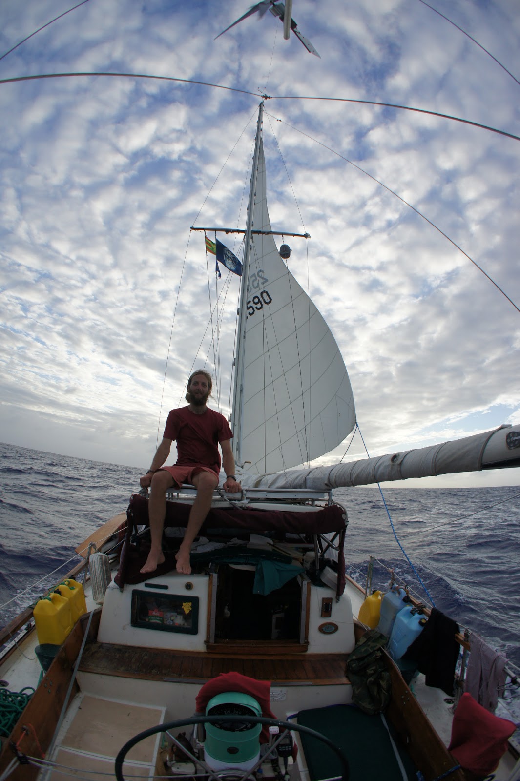 Genesis Earthling Passage Hawaii to Marshall Islands. Day 14