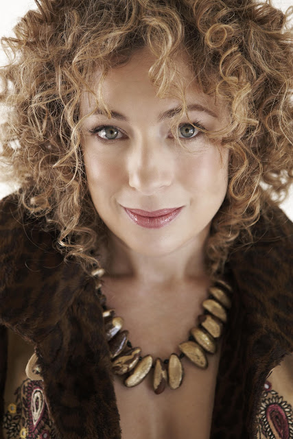 Alex Kingston arrow