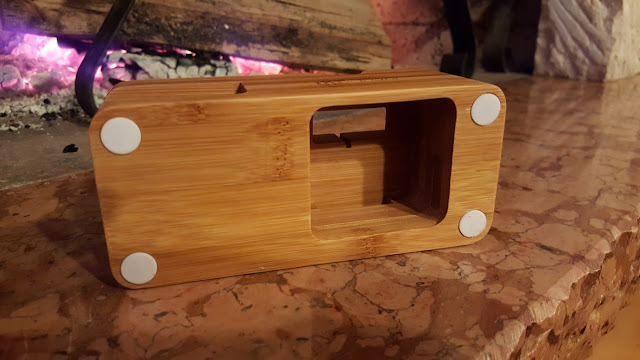 Recensione supporto stand legno docking station iClever per iPhone 6-6s e Apple Watch