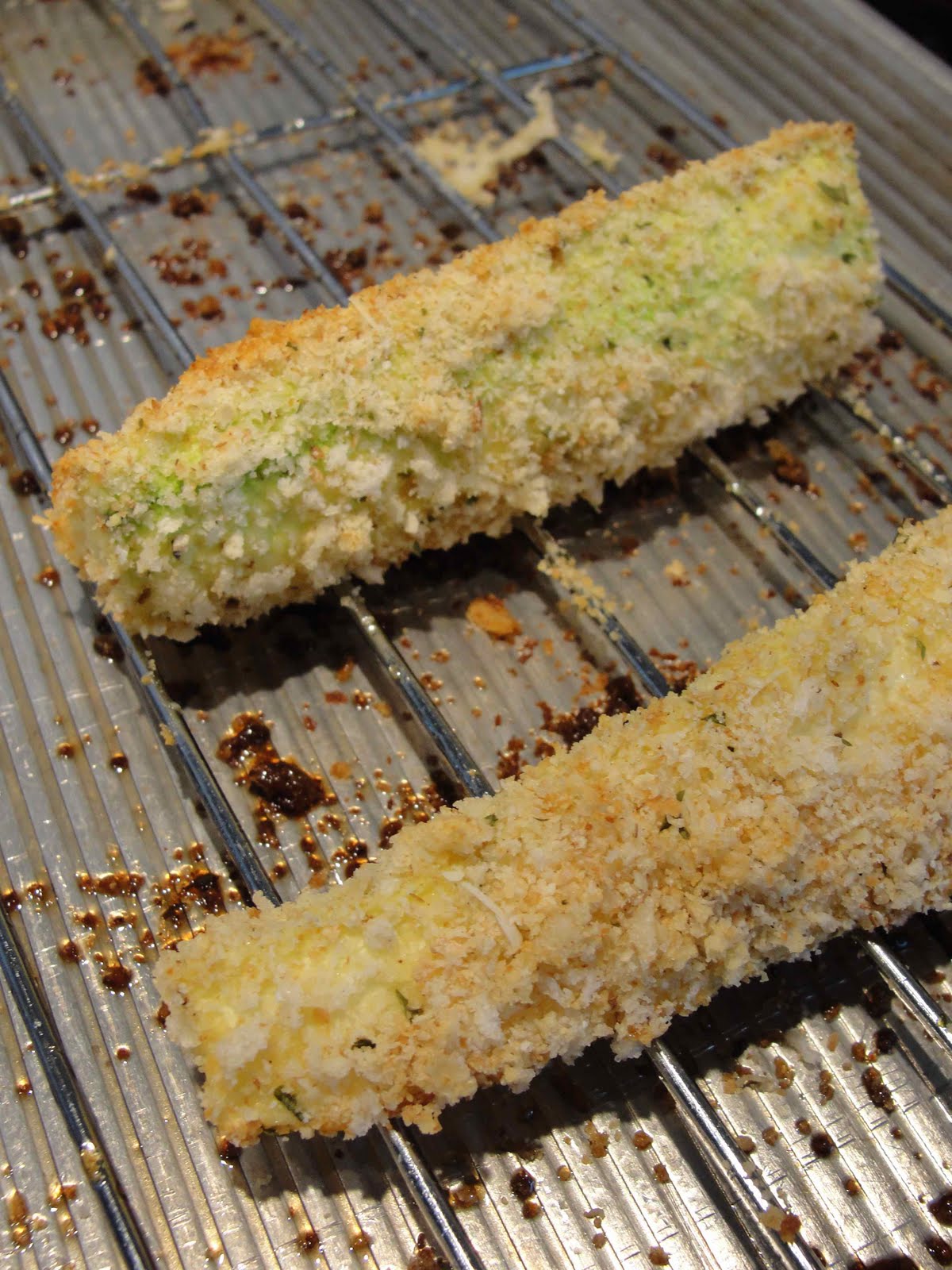 one half world Breaded zucchini sticks and mozzarella bites