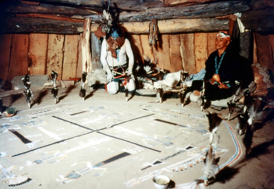 Man in the Maze THE SACRED ART OF NAVAJO SANDPAINTING