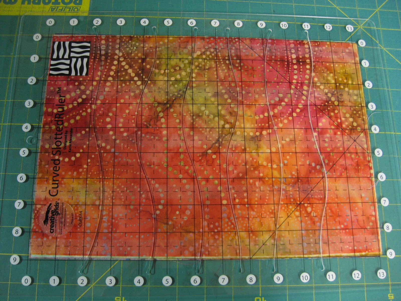janae king designs Karla Alexander's Curved Ruler Quilt