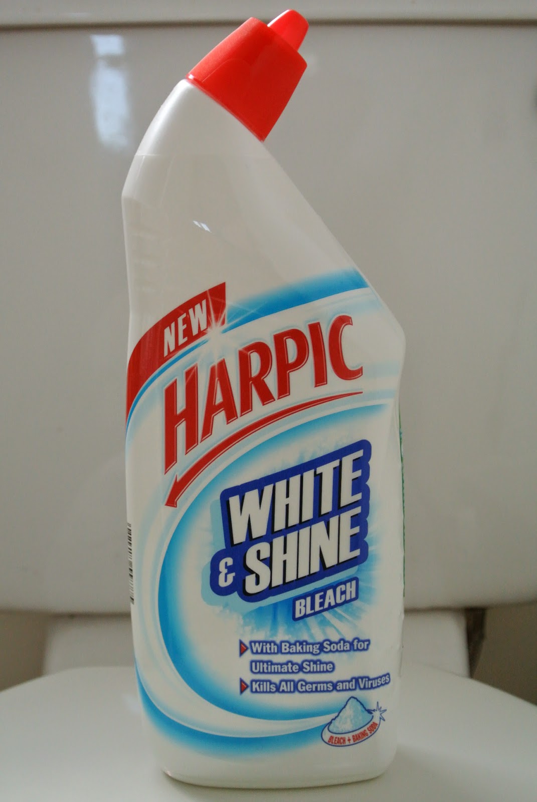 Britwise Harpic White & Shine Best toilet cleaner