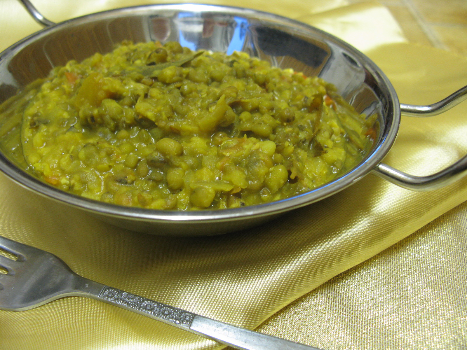 Slow Cooker Mung Bean Dahl at Johnnie Mack blog