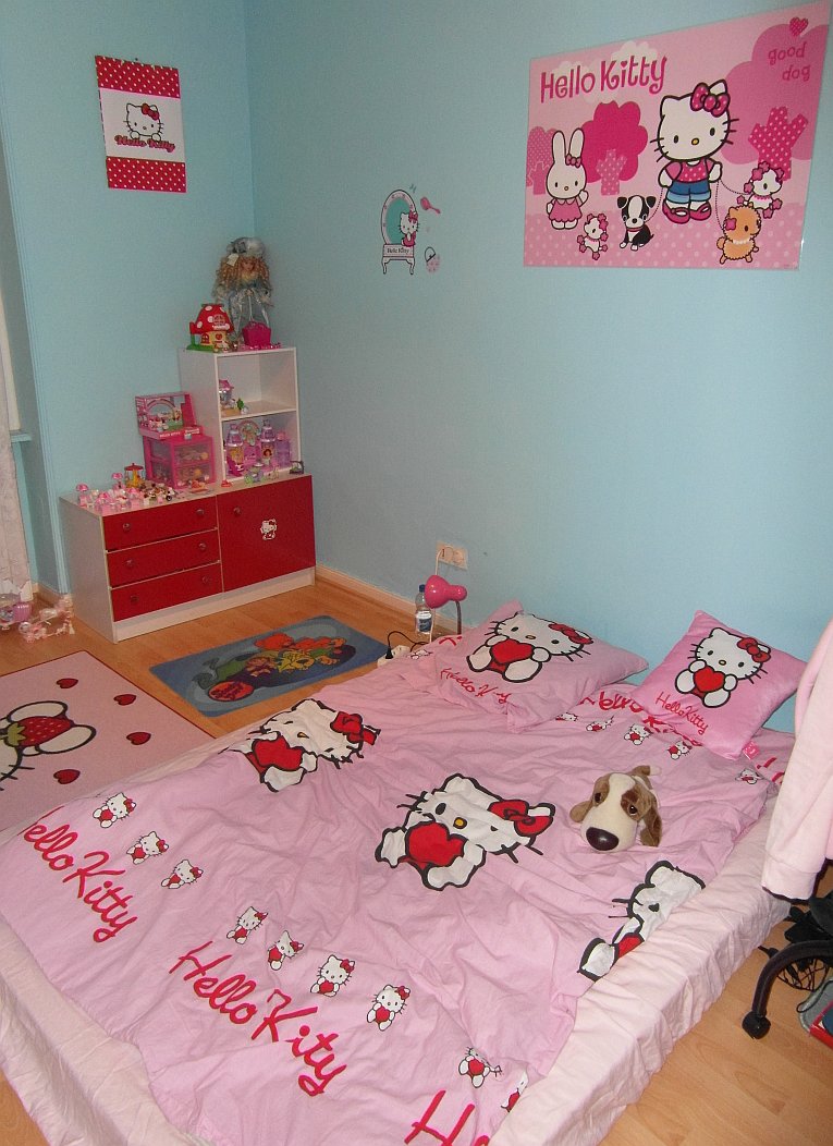C'est trop bien !!!: ma déco hello kitty au 02/03/2013, faite ...