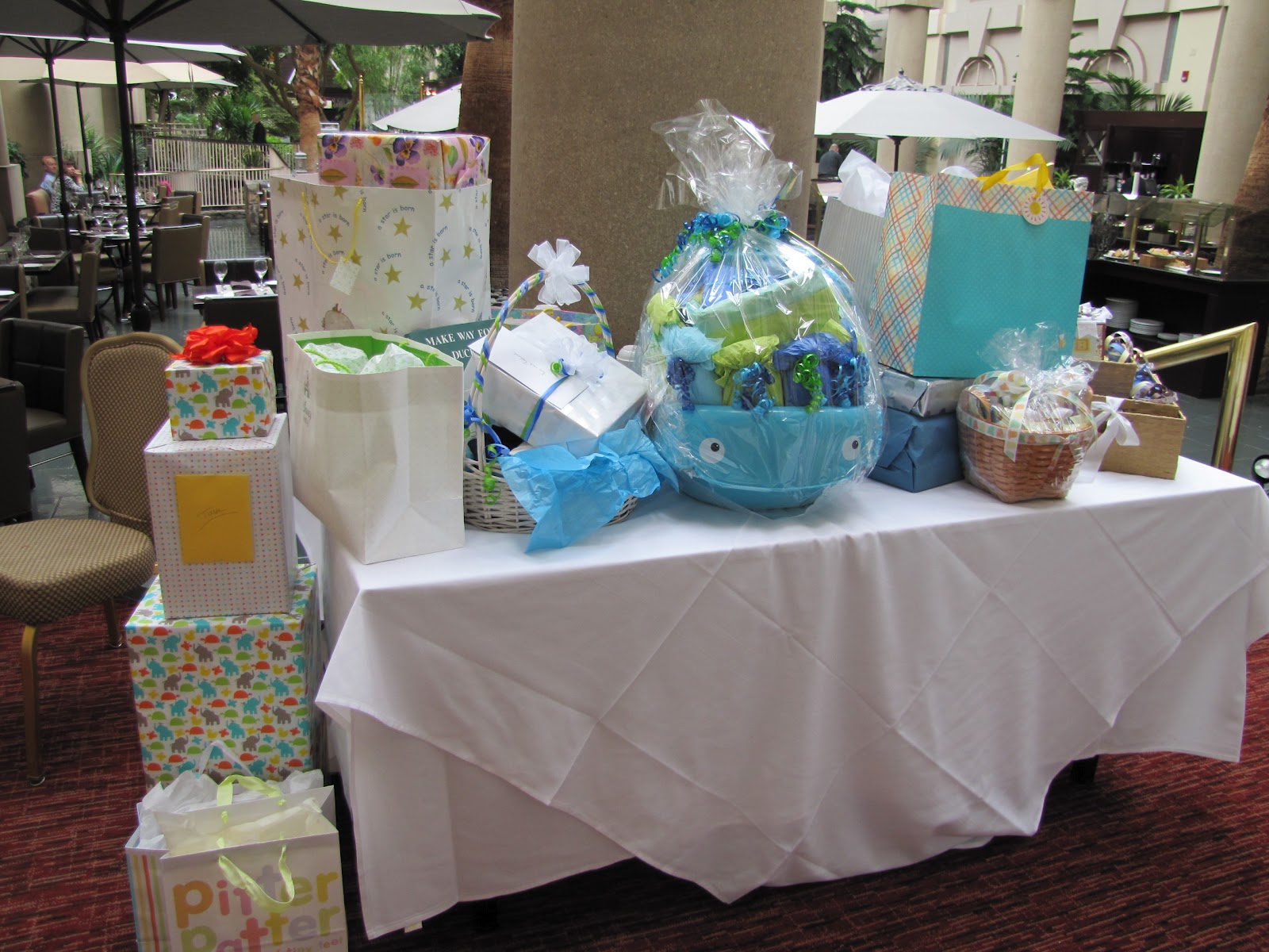 When Tara Met Blog Tea for Two Baby Shower to Celebrate Twins