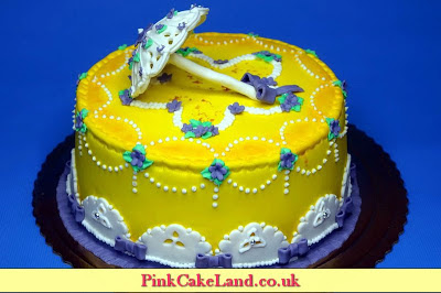 cake with umbrella - london patisserie