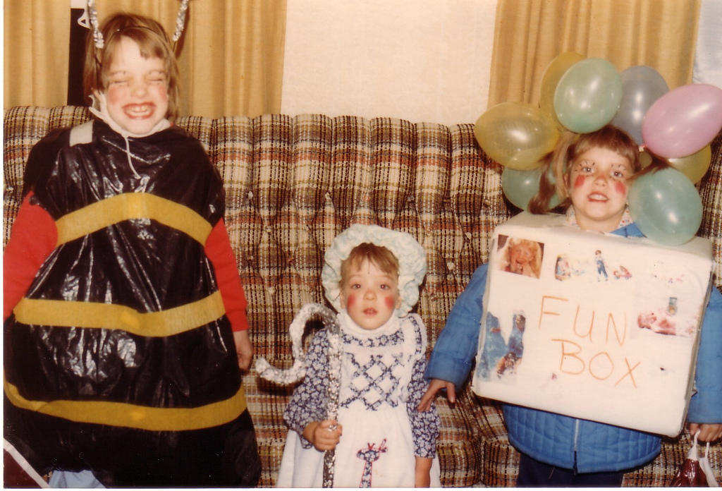 21 Adorable Photos of Kids' Halloween Costumes from the 1980s vintage