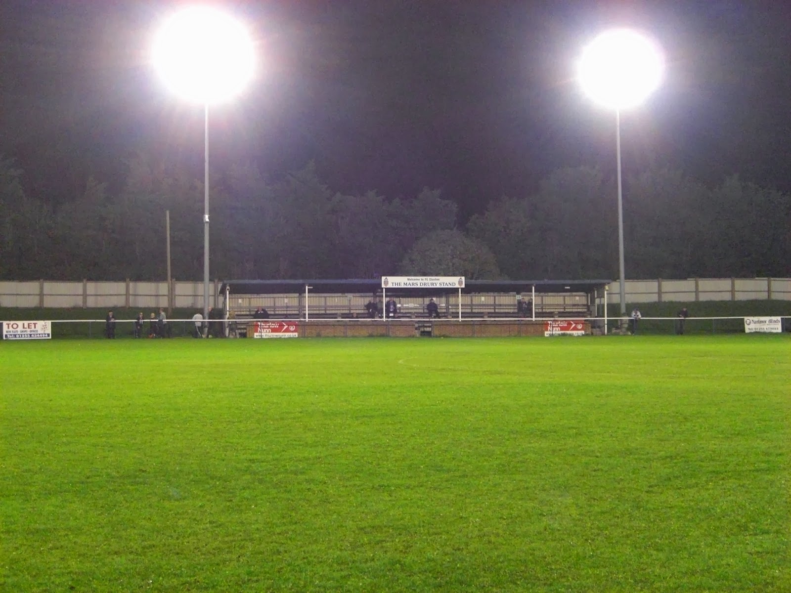 Groundhopper United 2011 Stadium 17 Rush Green Bowl