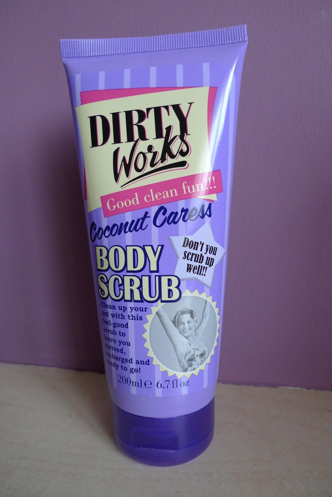 I am a weapon of massive consumption Review / Dirty Works Coconut