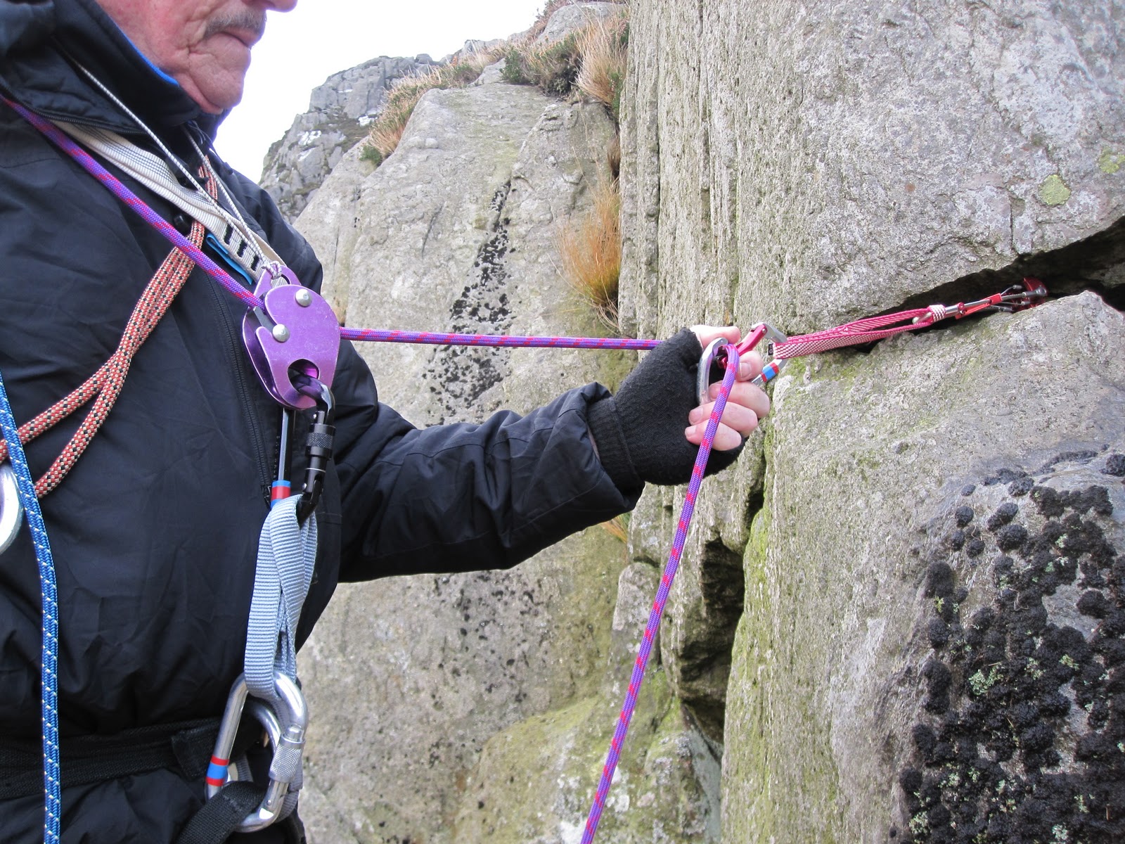 Rob Thornton's Solo Mountaineering Blog. SOLO SELF BELAY WITH TROLLROCKER.