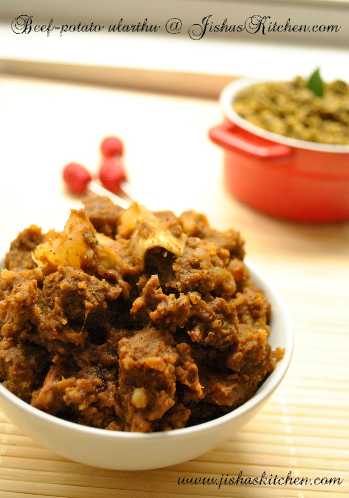 ! Jisha's Kitchen ! Kerala style beef potato ularthu Indian Recipes