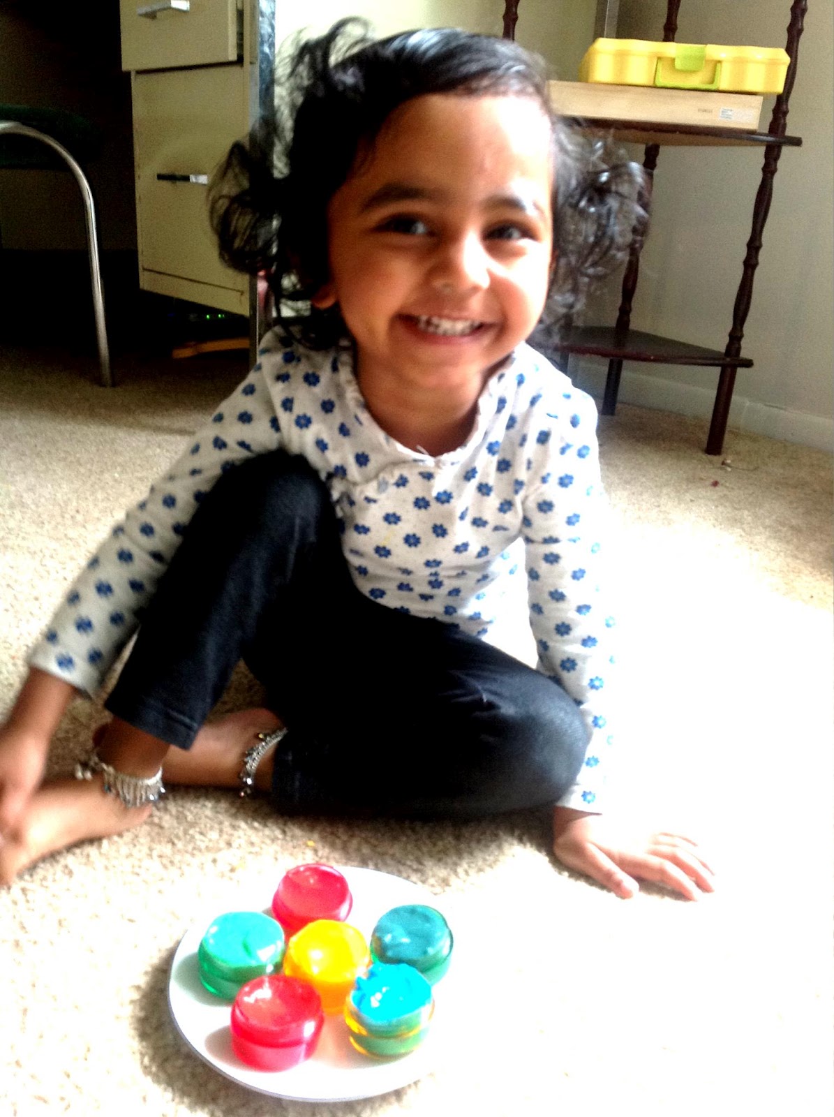 Life with Liya and Zain Homemade finger paint