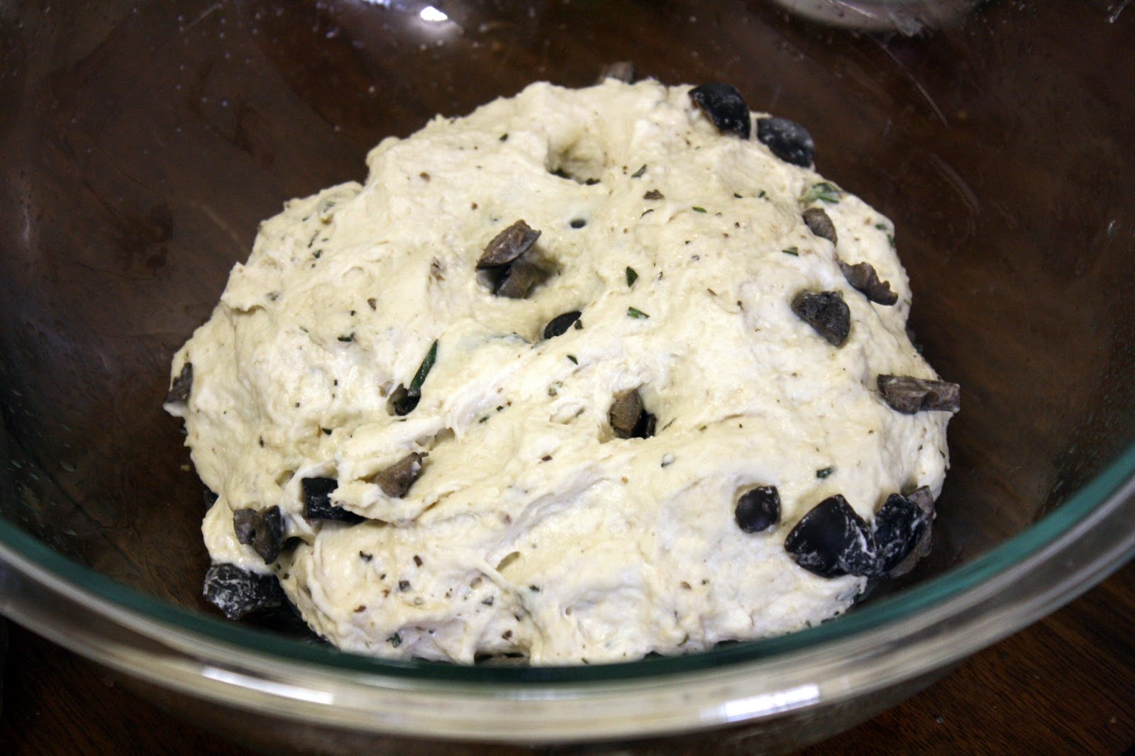 MakeMeals Mama Black Olive & Rosemary Bread