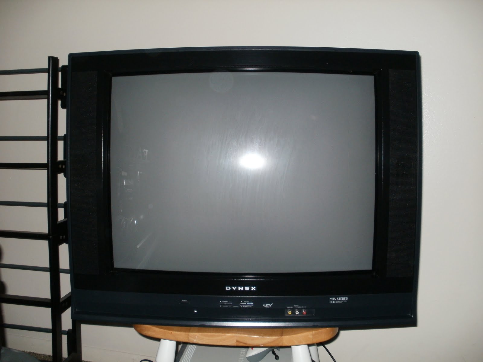 Selling to Upgrade Rexburg Dynex 27'inch Tube TV