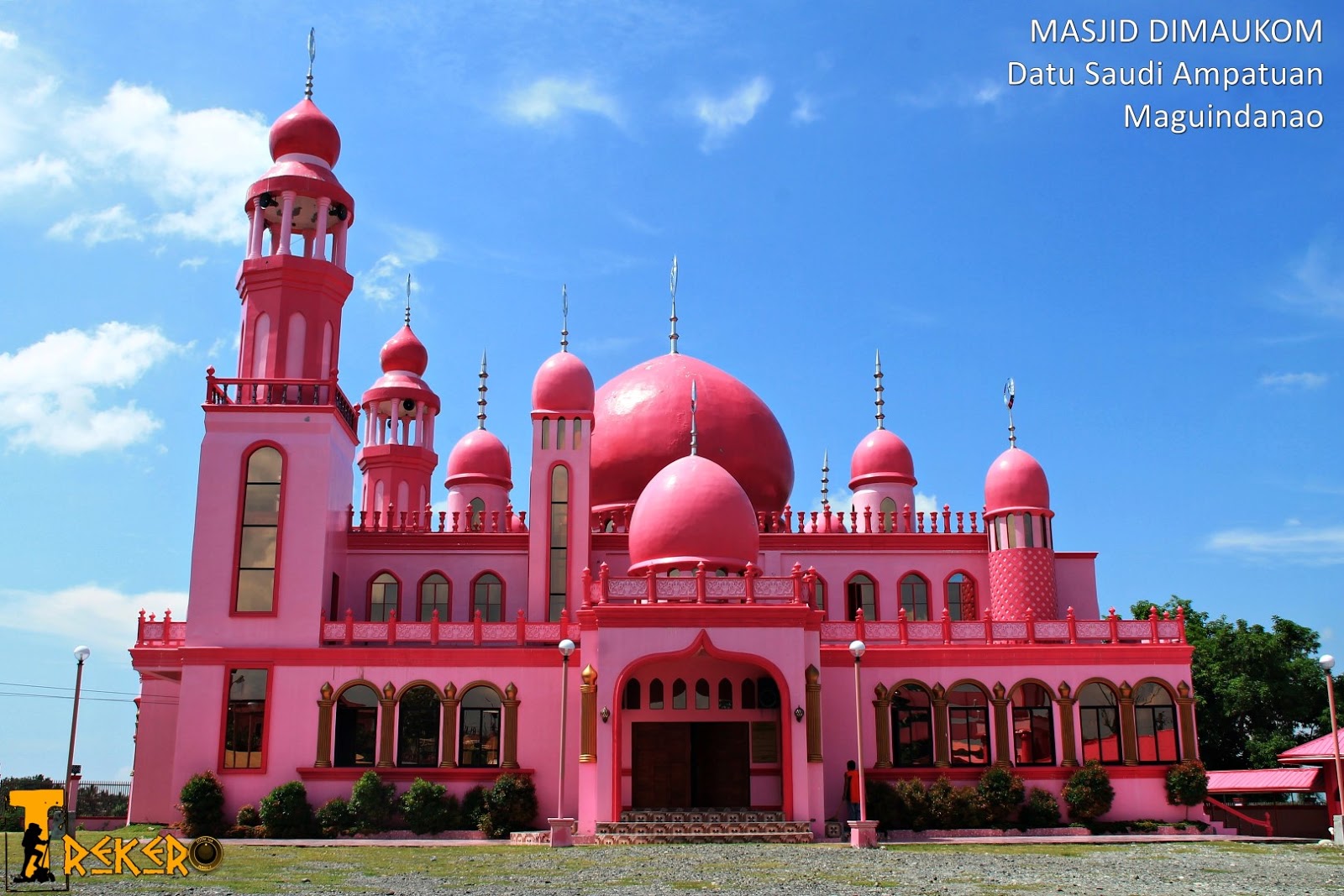 TREKERO: MASJID DIMAUKOM: The Pink Mosque of Peaceful Mindanao
