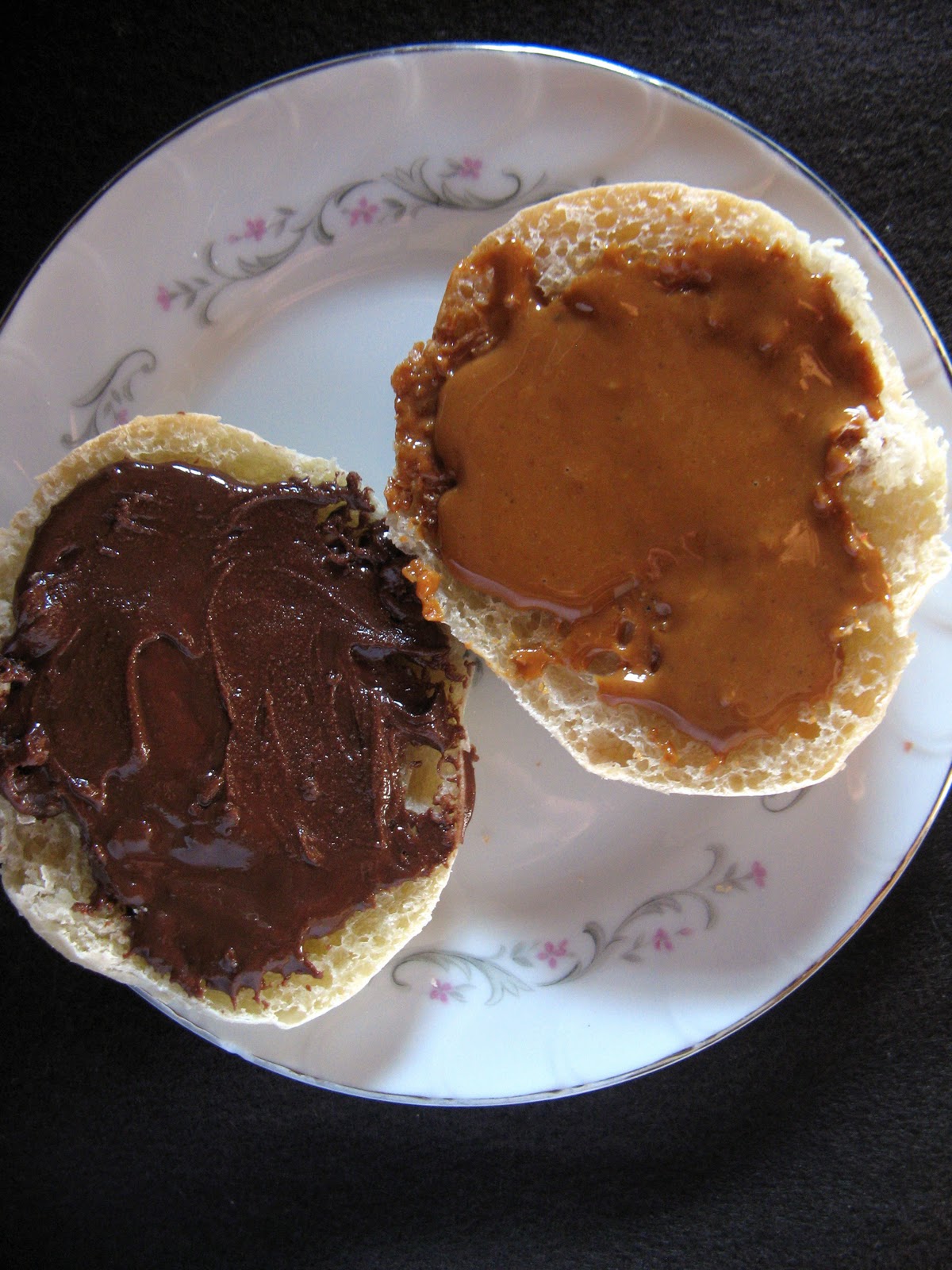 Chocolate peanut butter spread Crunchy Creamy Sweet