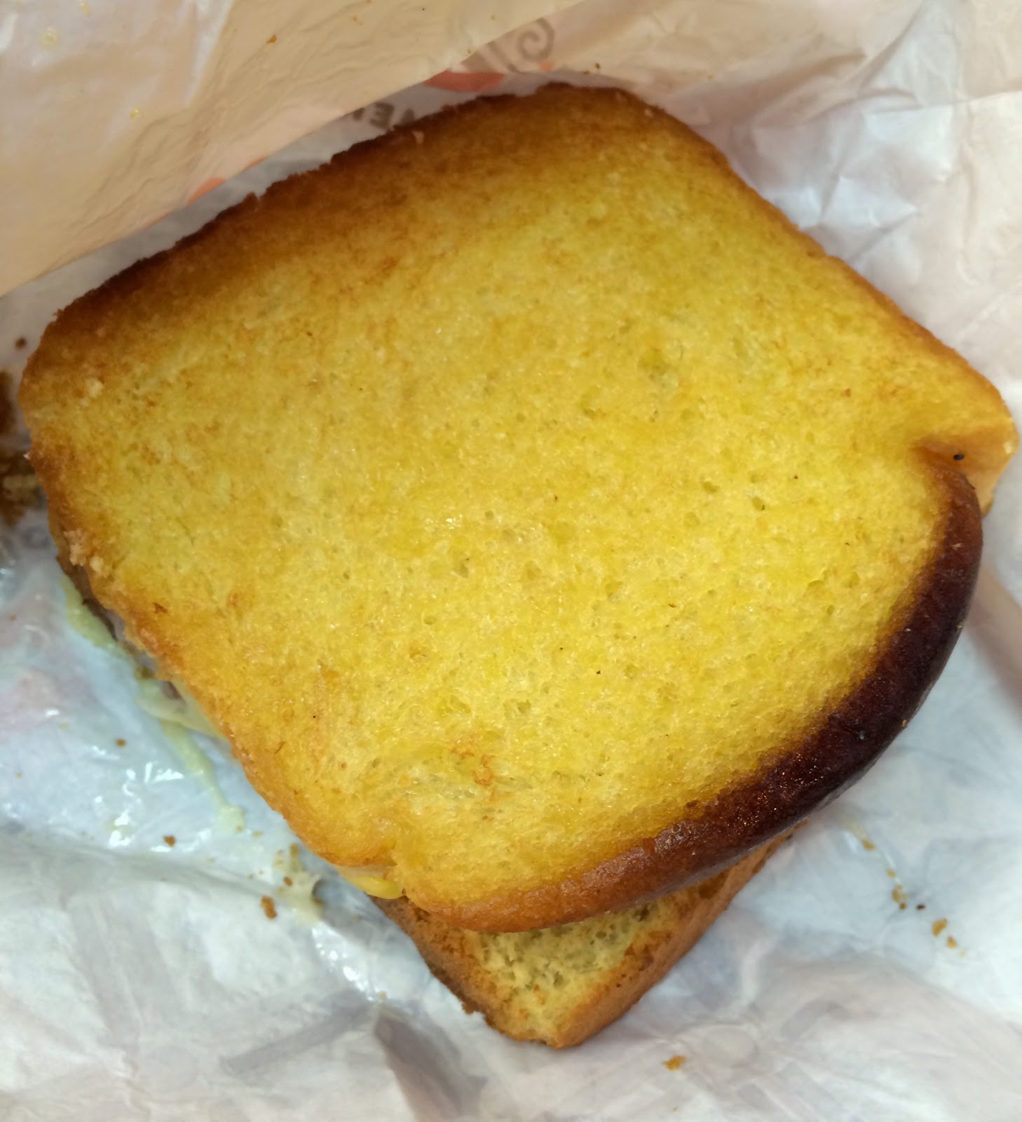 Texas Toast Grilled Cheese From Dunkin' Donuts / ダンキンドーナツのテキサストースト グリルド