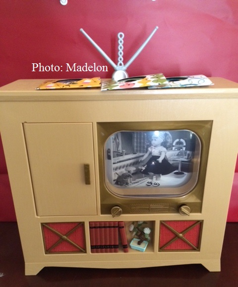 maryellen tv console