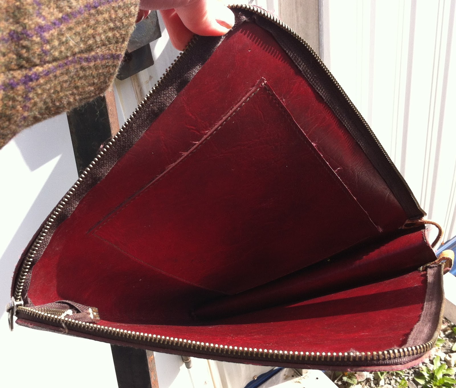 LOUIS VUITTON Poche Portfolio Document Case