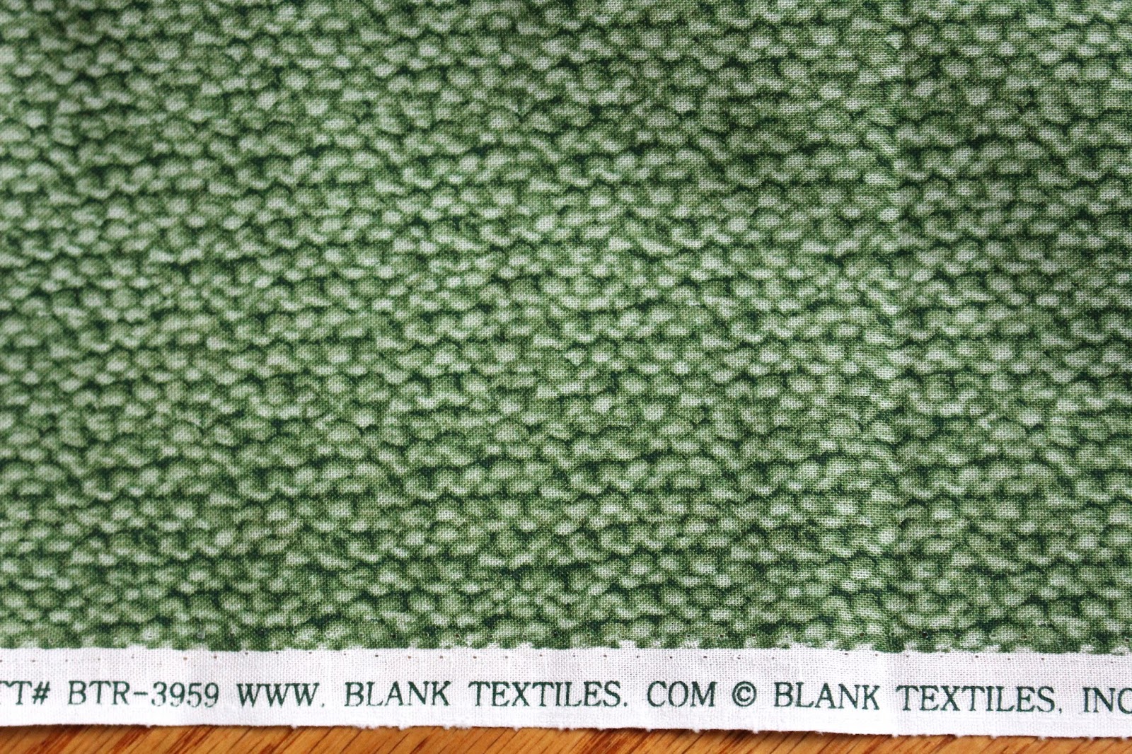 Selvage Blog Fabric Looks Like Hand Knitting