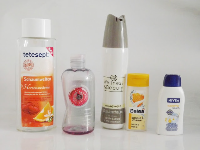 tetesept Schaumwelten Herzenswärme The Body Shop Showergel Raspberry Wellness&Beauty Duschschaum zauberhaft verführt Balea Dusche & Creme Milch & Honig Nivea supreme touch Cremedusche