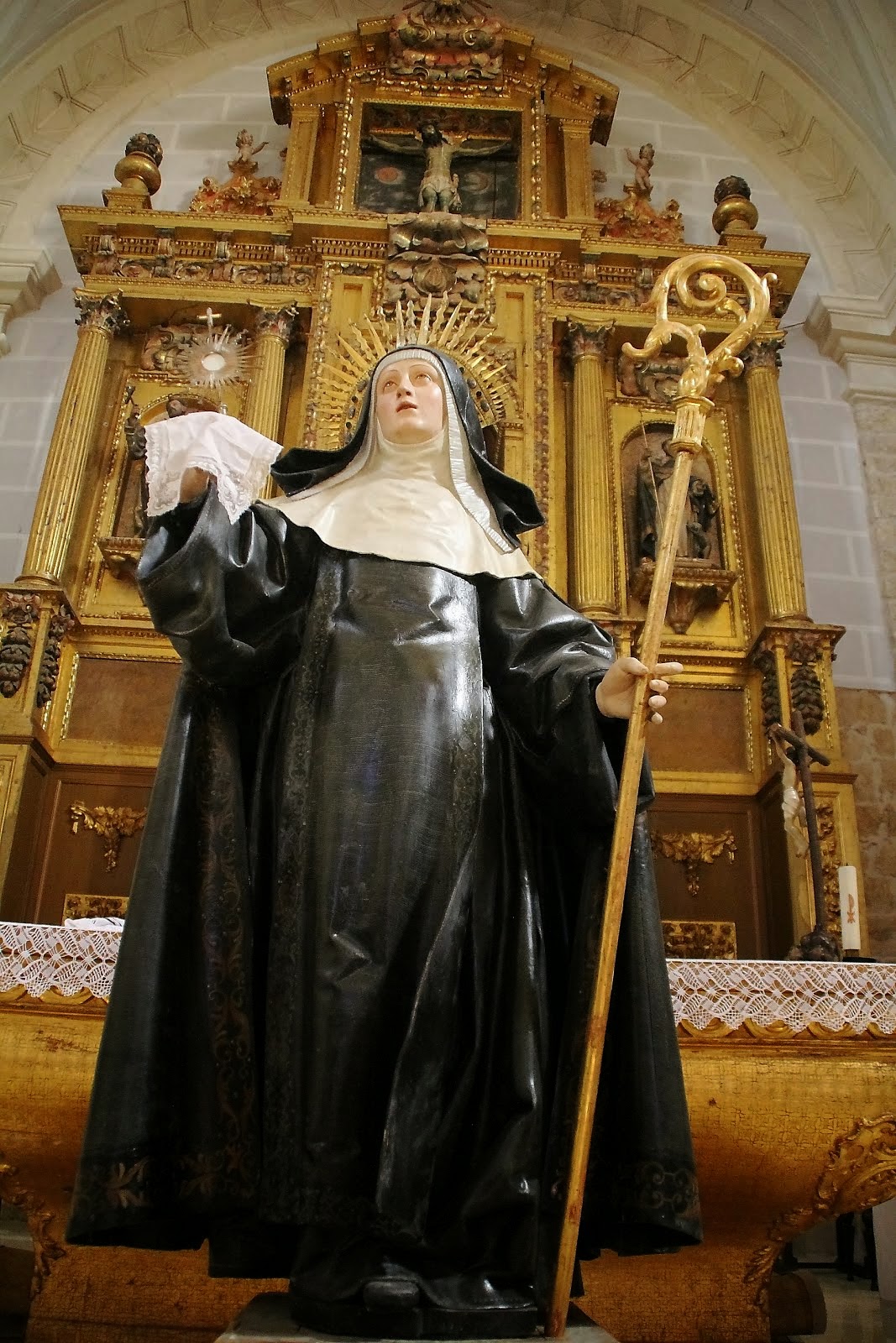 NUESTRA MADRE SANTA CLARA