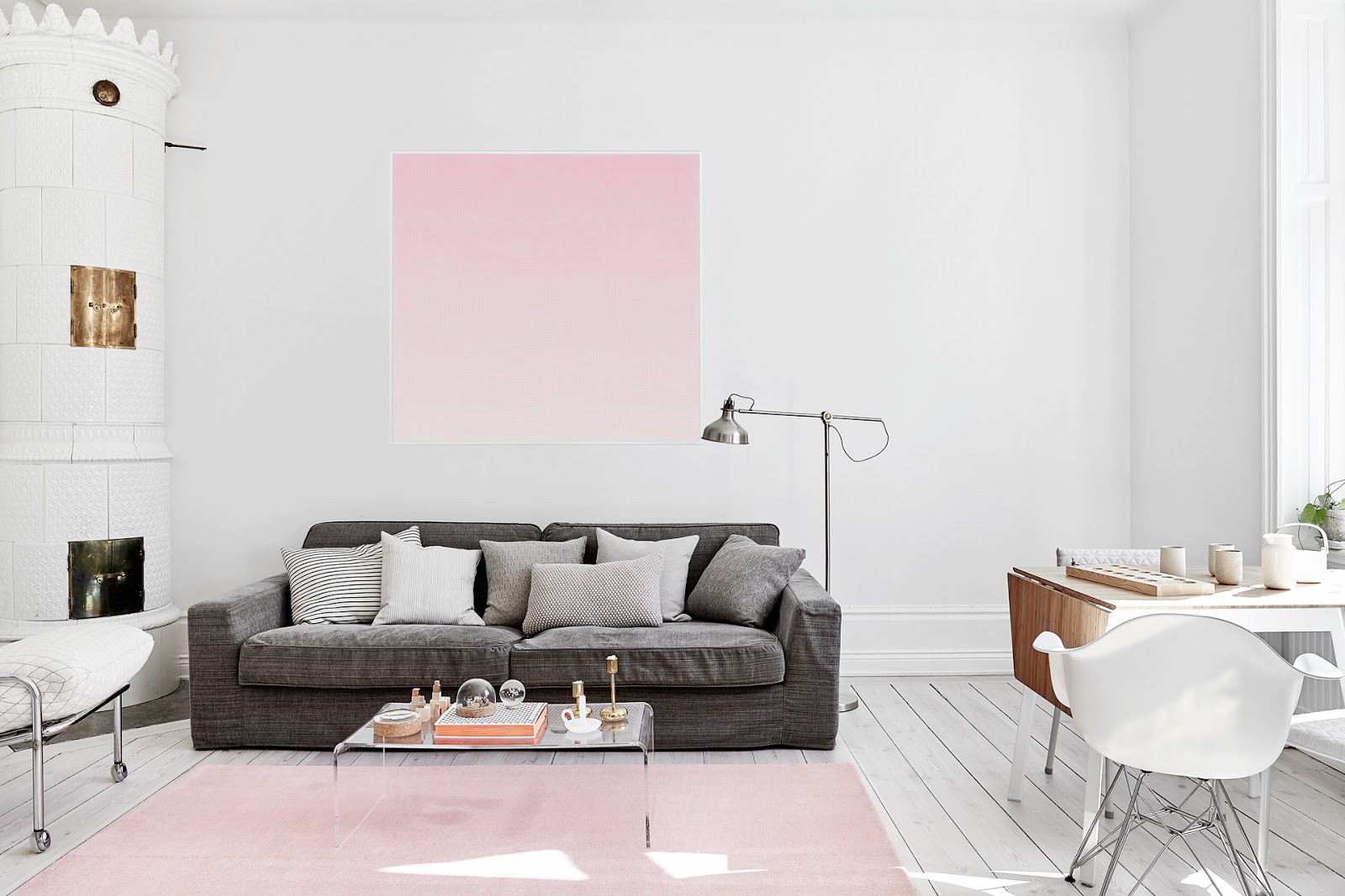 Coffee in the sun: sereen wit met een vleugje roze