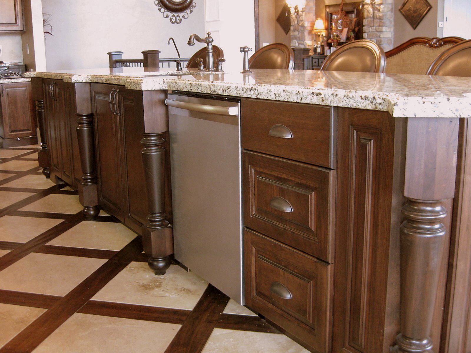 LEC Cherry Briarwood