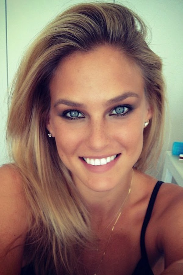 Bar Refaeli leaked nude pictures hacked iPhone