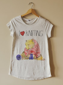 knit t-shirt