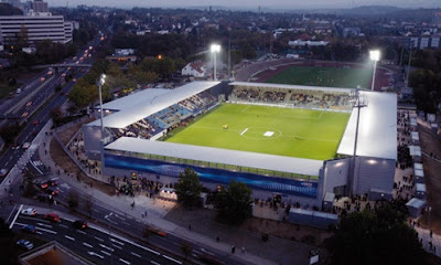 Wiesbaden'e futbol akademisi..